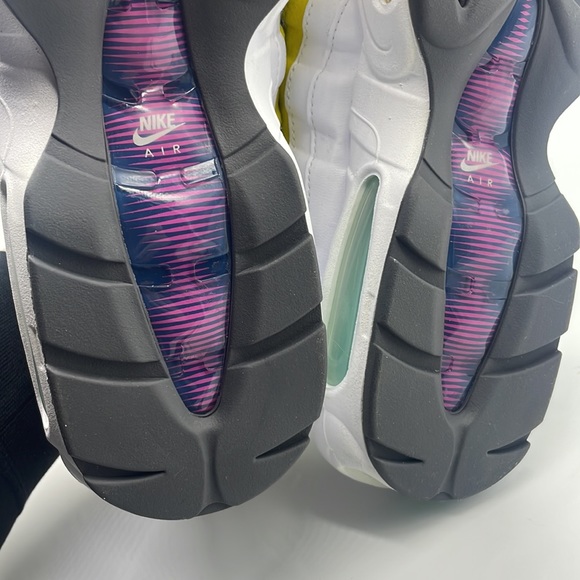 Men’s Nike AirMax 95 Blue/Purple/Yellow/White DC1862-100 USED Size 11.5 - Picture 10 of 11